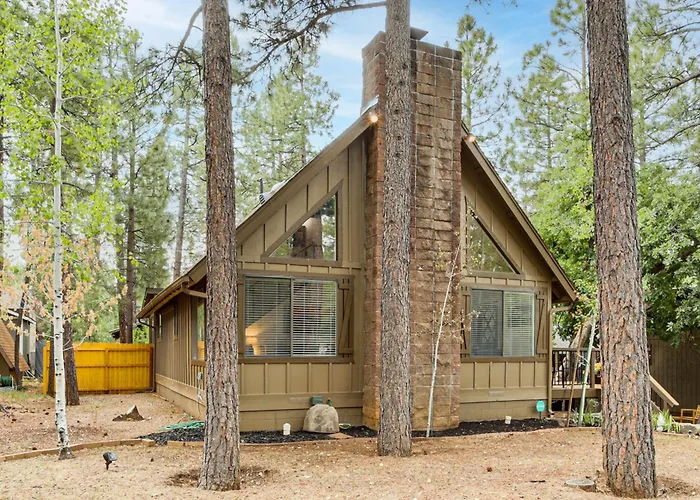 Oasis W/ Hiking Access & Fire Pit Holiday home